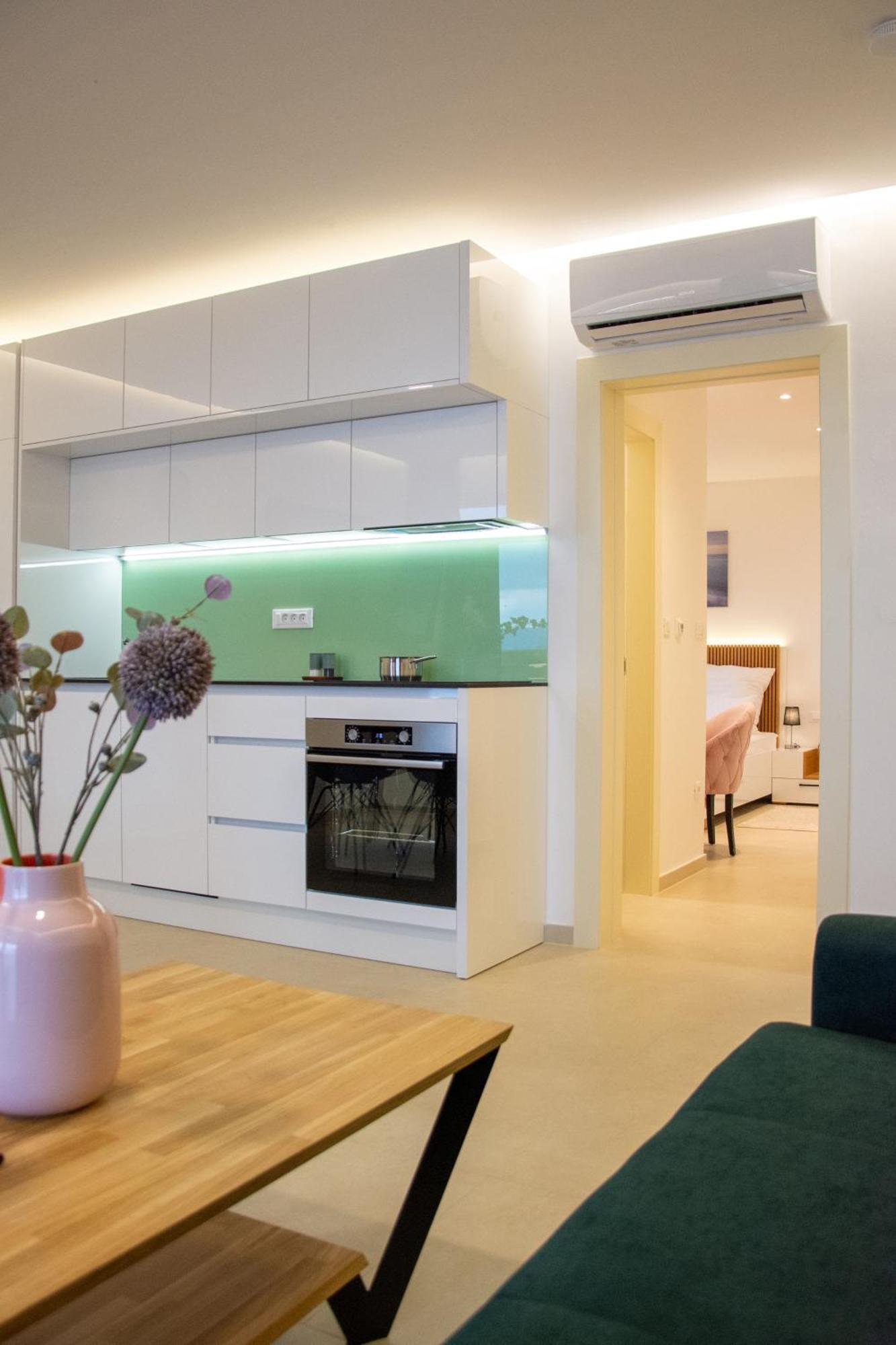 Joell Apartments 洛克瓦罗戈兹尼察 外观 照片